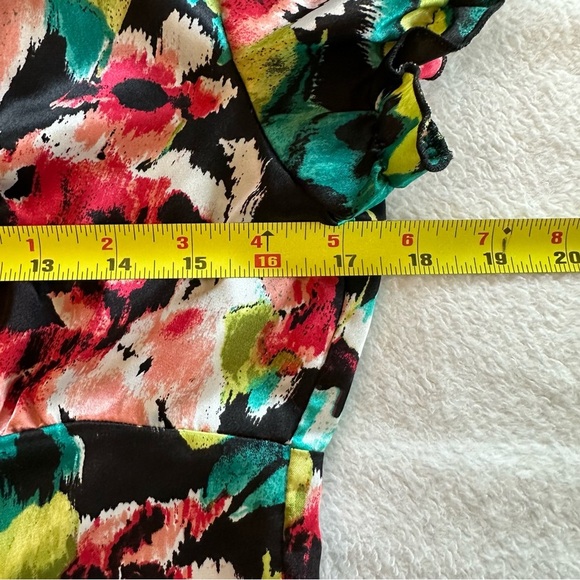 1203 A. Byer Green and Blue Ruffled Cap Sleeve Blouse - Picture 5 of 10